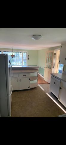 28 Annette Avenue, East Falmouth, MA 02536