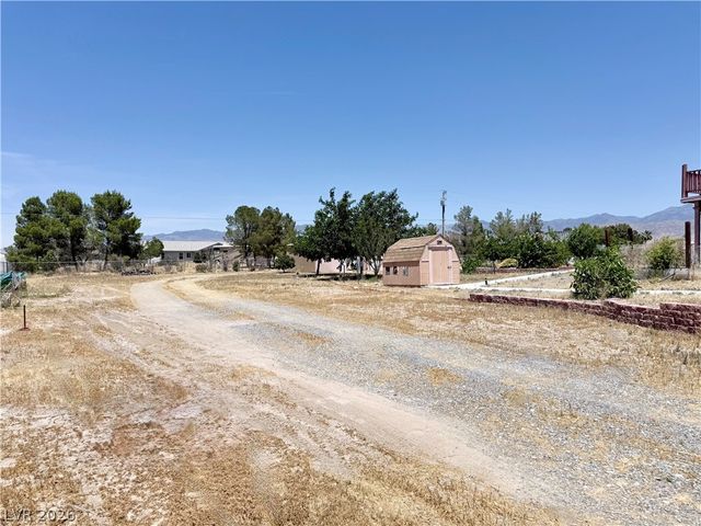 1220 Gamebird Road, Pahrump, NV 89048