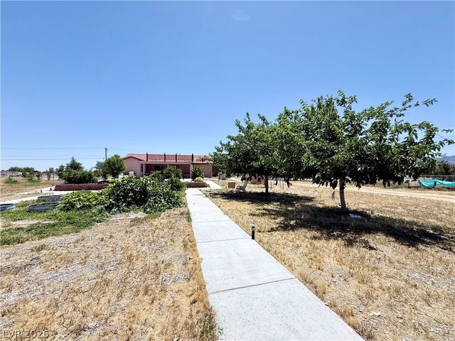 1220 Gamebird Road, Pahrump, NV 89048