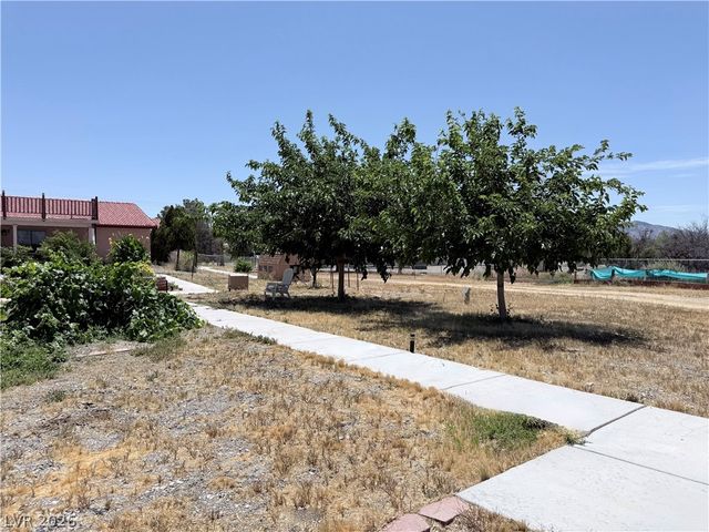 1220 Gamebird Road, Pahrump, NV 89048