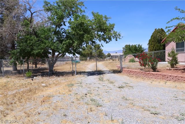 1220 Gamebird Road, Pahrump, NV 89048