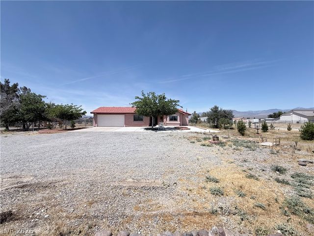 1220 Gamebird Road, Pahrump, NV 89048