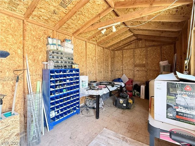 1220 Gamebird Road, Pahrump, NV 89048