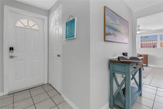 751 100th AVE N, Naples, FL 34108