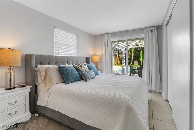 751 100th AVE N, Naples, FL 34108