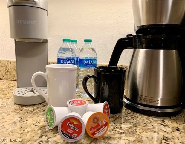 751 100th AVE N, Naples, FL 34108