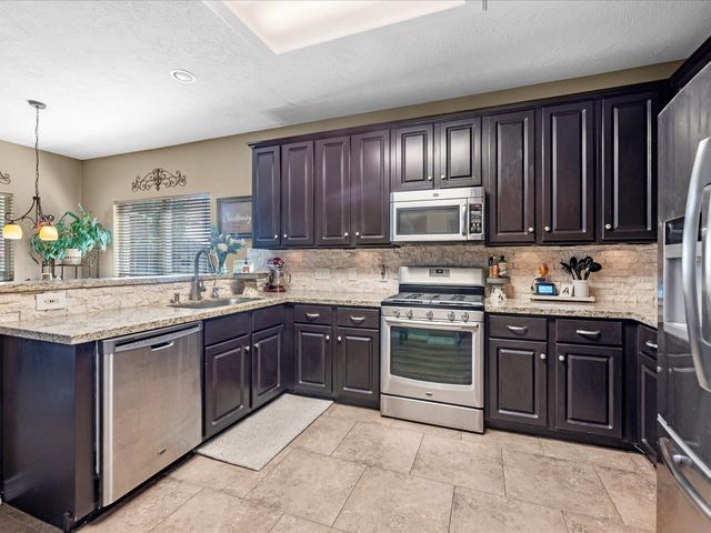 1410 Queens Bay Drive, Katy, TX 77494