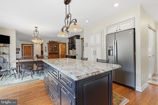 204 HERON CT, Washington Crossing, PA 18977
