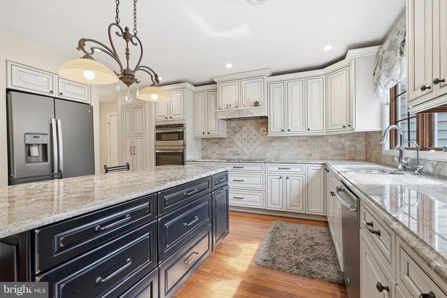 204 HERON CT, Washington Crossing, PA 18977