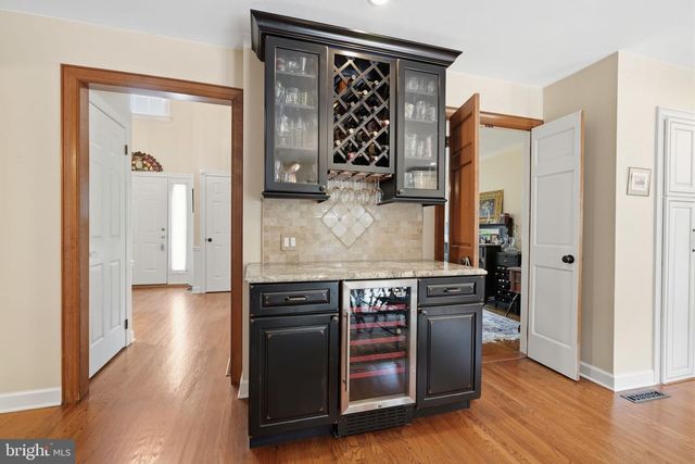 204 HERON CT, Washington Crossing, PA 18977
