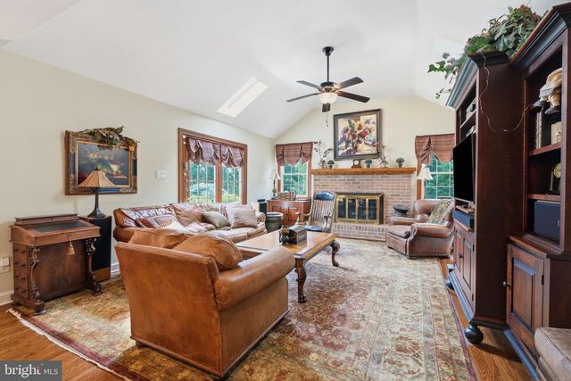 204 HERON CT, Washington Crossing, PA 18977