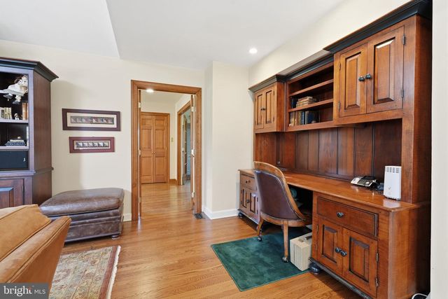 204 HERON CT, Washington Crossing, PA 18977