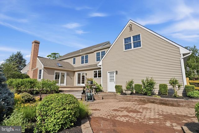 204 HERON CT, Washington Crossing, PA 18977