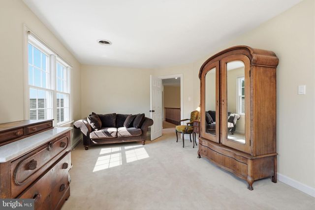 204 HERON CT, Washington Crossing, PA 18977