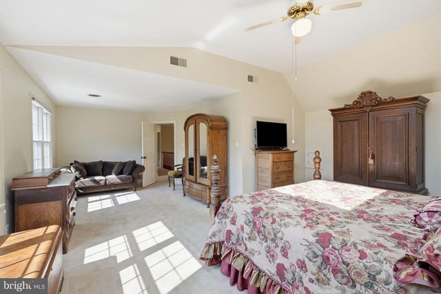 204 HERON CT, Washington Crossing, PA 18977