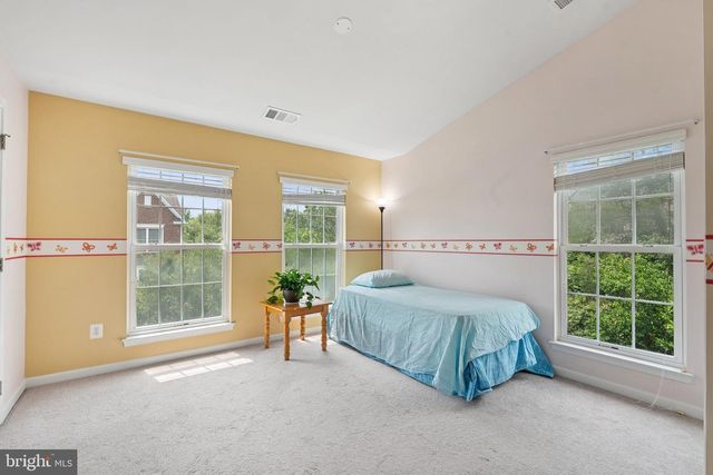 25111 NEPTUNE TER #UPPER 2 LEVELS ONLY, Chantilly, VA 20152