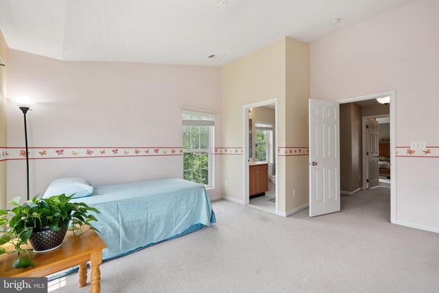 25111 NEPTUNE TER #UPPER 2 LEVELS ONLY, Chantilly, VA 20152