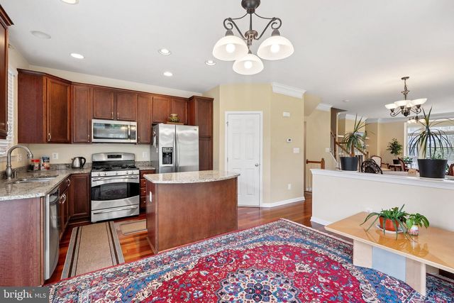 25111 NEPTUNE TER #UPPER 2 LEVELS ONLY, Chantilly, VA 20152