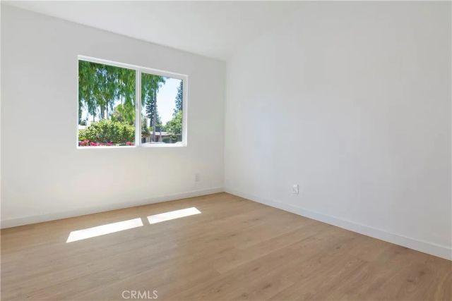7333 Mclaren, West Hills, CA 91307