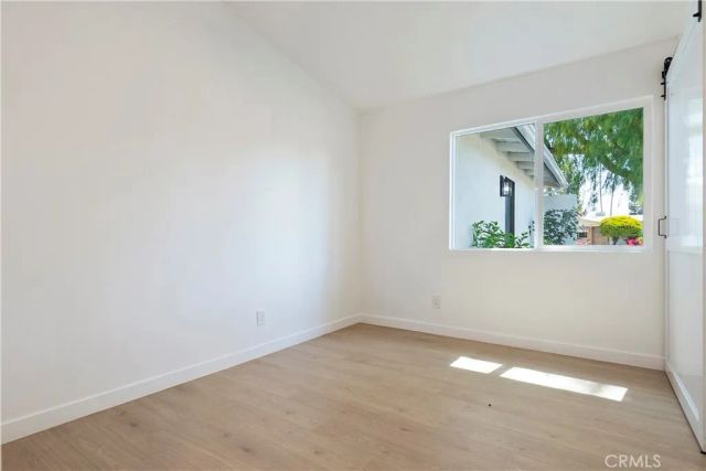 7333 Mclaren, West Hills, CA 91307