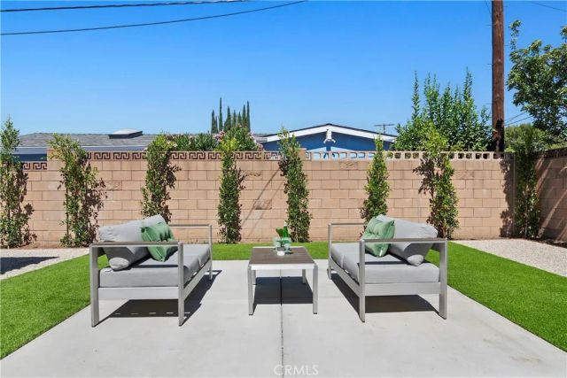 7333 Mclaren, West Hills, CA 91307