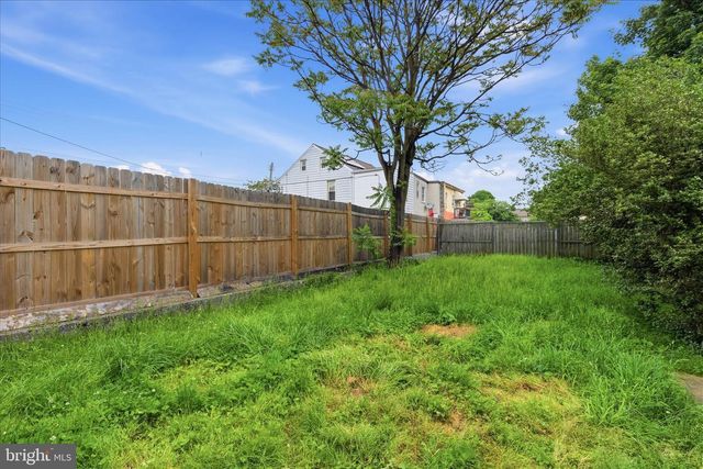 512 N 10TH ST, Lebanon, PA 17046