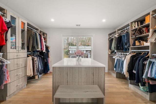 103 Aletha Rd, Needham, MA 02492