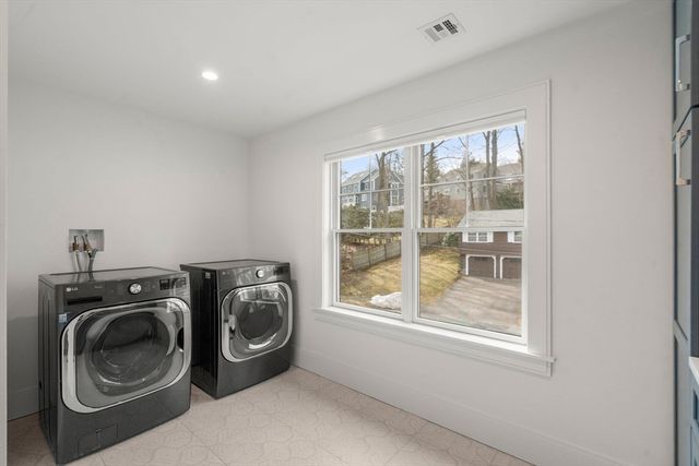 103 Aletha Rd, Needham, MA 02492