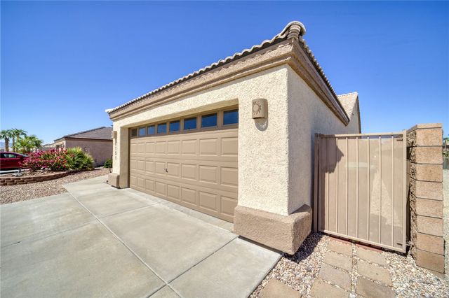 6151 S Los Lagos Place, Fort Mohave, AZ 86426
