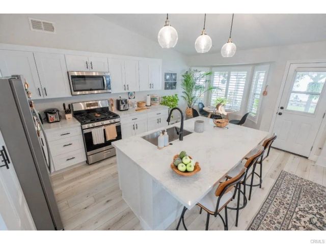 2971 Pembroke, Hemet, CA 92545