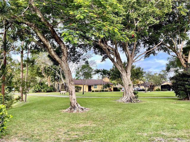 11781 Timbers Way, Boca Raton, FL 33428