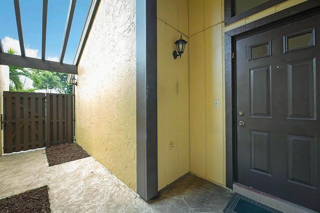 11781 Timbers Way, Boca Raton, FL 33428