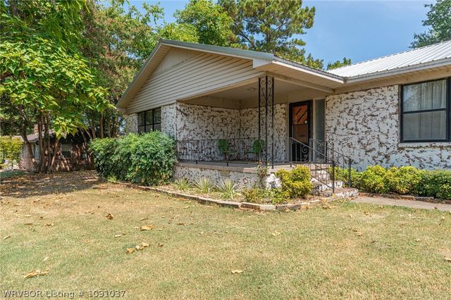 403 Meyer Drive, Van Buren, AR 72956
