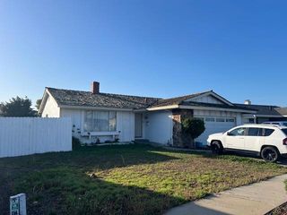 451 La Jolla Way, Salinas, CA 93901