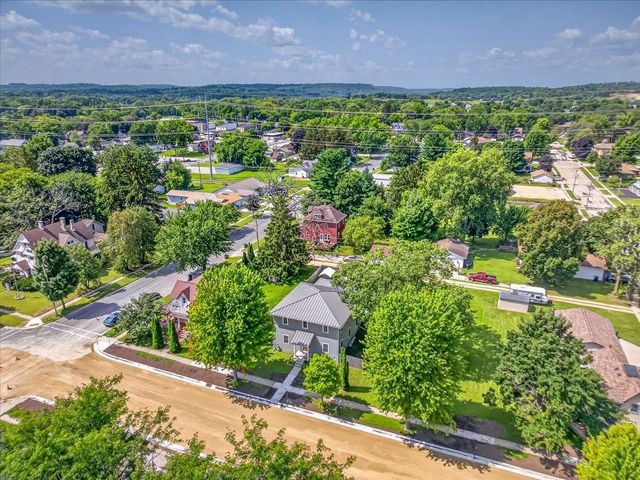 311 N Lincoln Street, Poynette, WI 53955