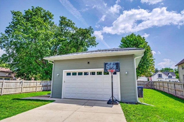 311 N Lincoln Street, Poynette, WI 53955
