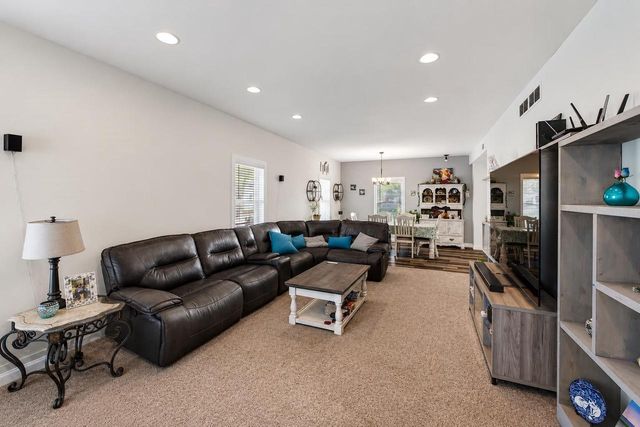 311 N Lincoln Street, Poynette, WI 53955
