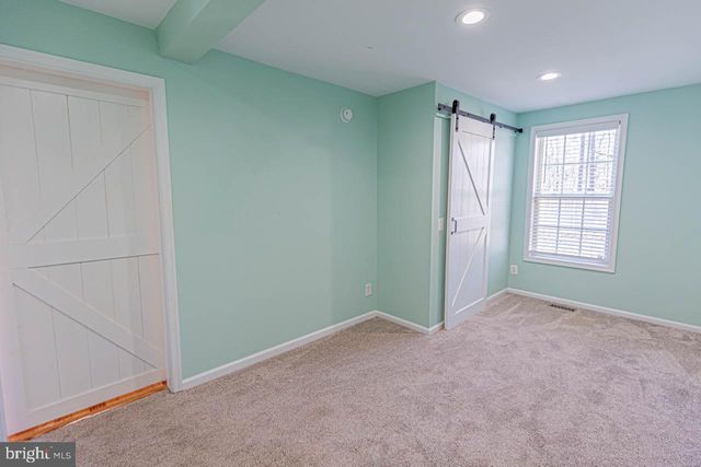 351 LAKE CAROLINE DR, Ruther Glen, VA 22546