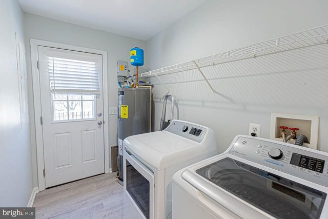 351 LAKE CAROLINE DR, Ruther Glen, VA 22546