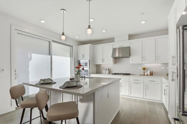 3390 Eichers Place 102, Santa Clara, CA 95051