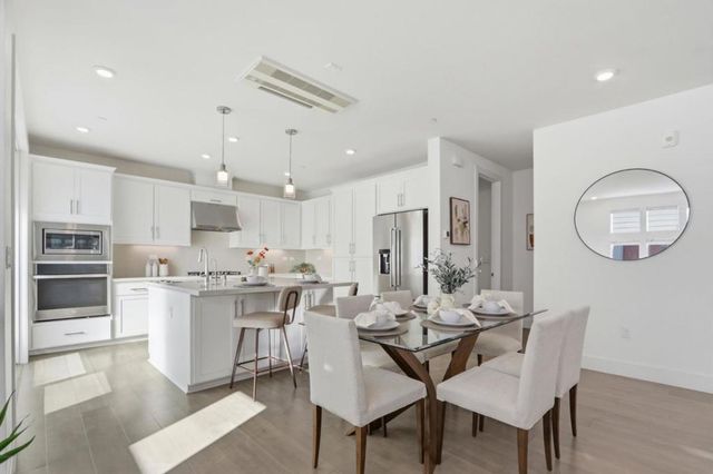 3390 Eichers Place 102, Santa Clara, CA 95051