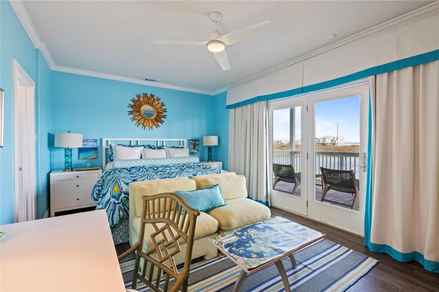 25001 Monterey Court, Galveston, TX 77554