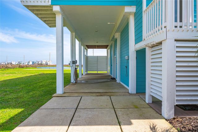 25001 Monterey Court, Galveston, TX 77554