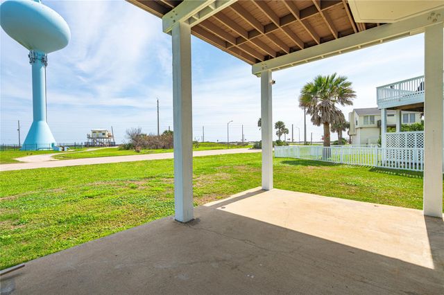 25001 Monterey Court, Galveston, TX 77554