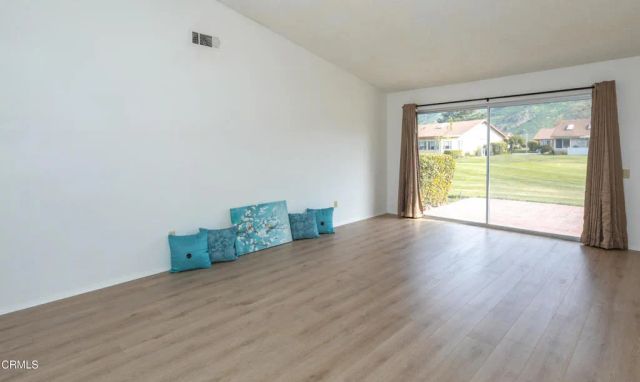 24108 Village 24, Camarillo, CA 93012