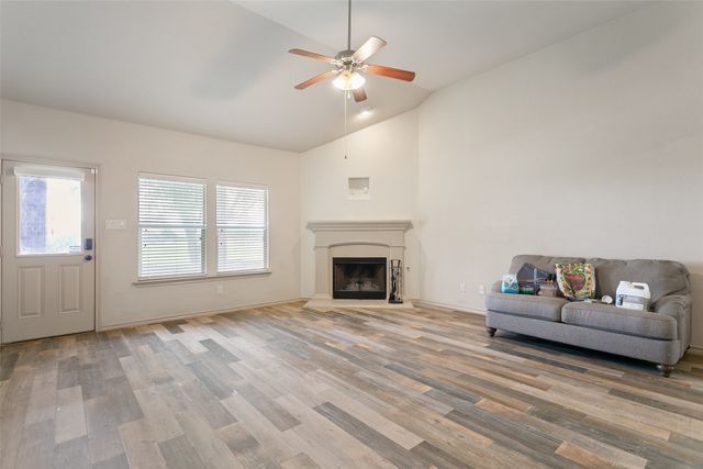 8220 Misty Water Drive, Fort Worth, TX 76131