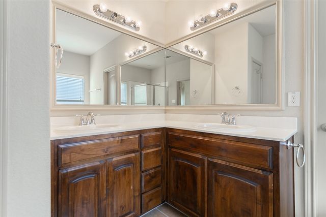 8220 Misty Water Drive, Fort Worth, TX 76131