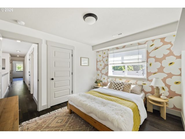 4613 Se RURAL St, Portland, OR 97206