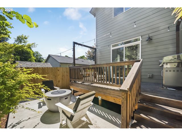 4613 Se RURAL St, Portland, OR 97206