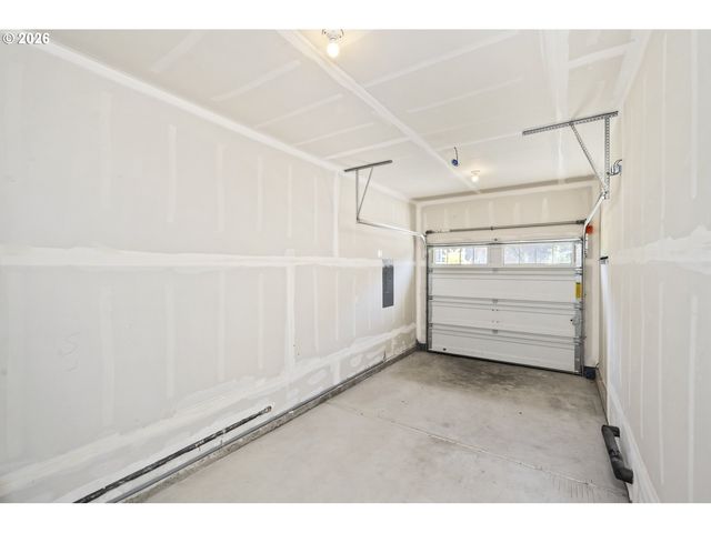 4613 Se RURAL St, Portland, OR 97206